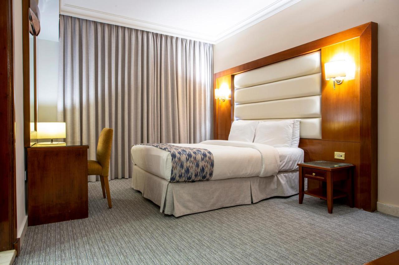 Sadeen Hotel